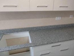 Encimera y copete de granito Pedras Salgadas